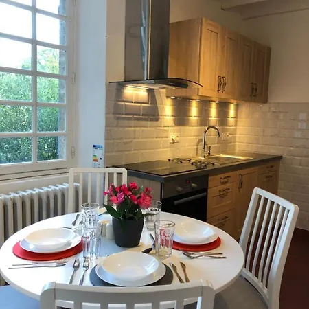 4 Person Normandy Riverside Cottage Close To Mont St Michel Les Loges-Marchis