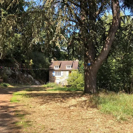 4 Person Normandy Riverside Cottage Close To Mont St Michel