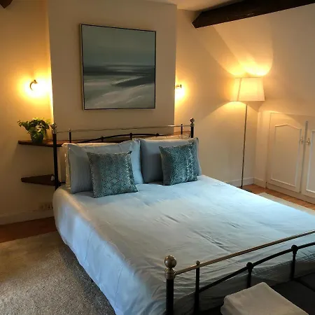4 Person Normandy Riverside Cottage Close To Mont St Michel Les Loges-Marchis
